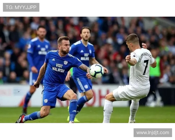 伯恩利俱乐部发布最新动态球队调整与未来发展规划引发球迷热议