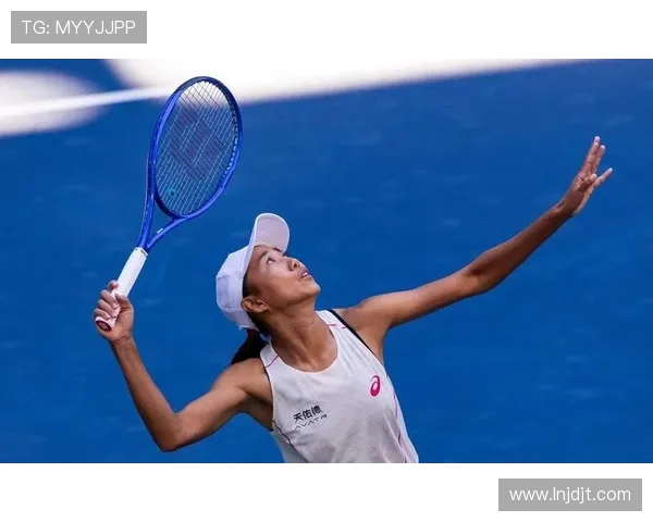 张帅逆袭进四强 创历史新高网球赛场迎来中国新突破 张帅逆袭进四强 创历史新高网球赛场迎来中国新突破