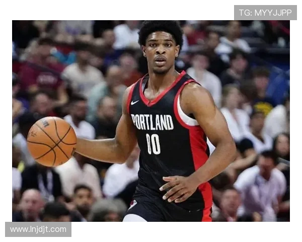 开拓者队重建再迎新进展 球队未来方向引关注 开拓者队重建再迎新进展 球队未来方向引关注