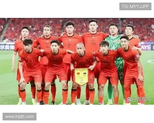 中国篮球队成功逆转击败澳大利亚晋级世界杯四强 关键时刻展现团队力量