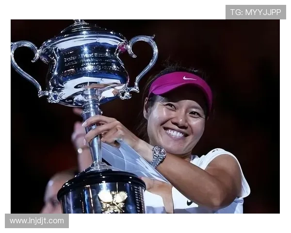 新赛季网球焦点之争多位名将状态回暖年轻力量持续崛起引发关注热