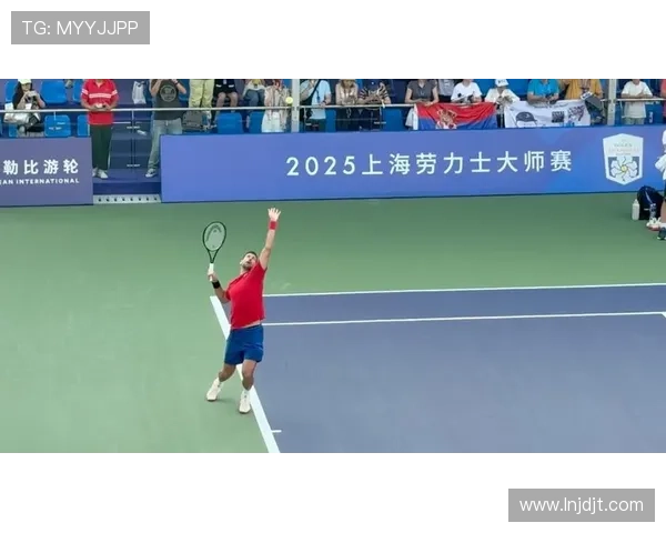 网球大师赛战报：顶尖选手精彩对决 引爆赛季高潮