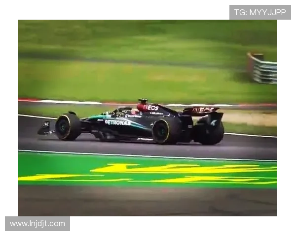 F1赛事：顶级车队激烈角逐 新赛季规则变动与技术革新前瞻