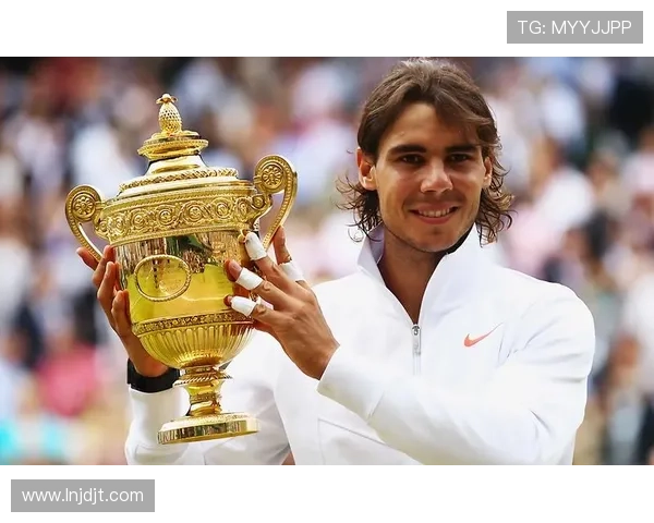 网球赛季重磅开局 纳达尔与德约科维奇激烈争锋迎接全新挑战