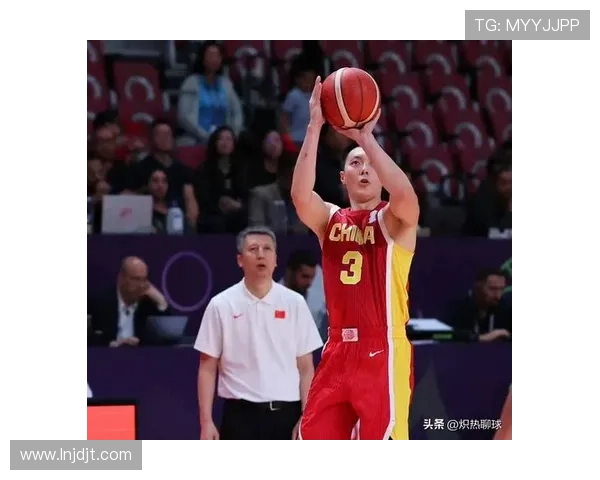 震撼！中国男篮成功晋级亚洲杯四强 决赛对阵强劲对手全力以赴